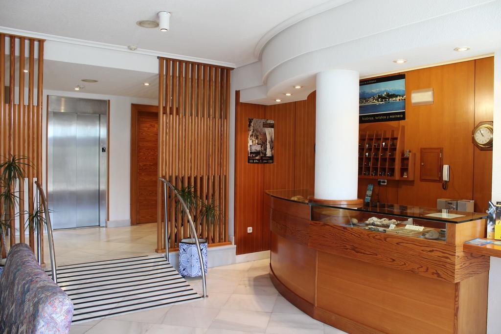 Hotel Residencia Miramar San Vicente De La Barquera Exterior foto